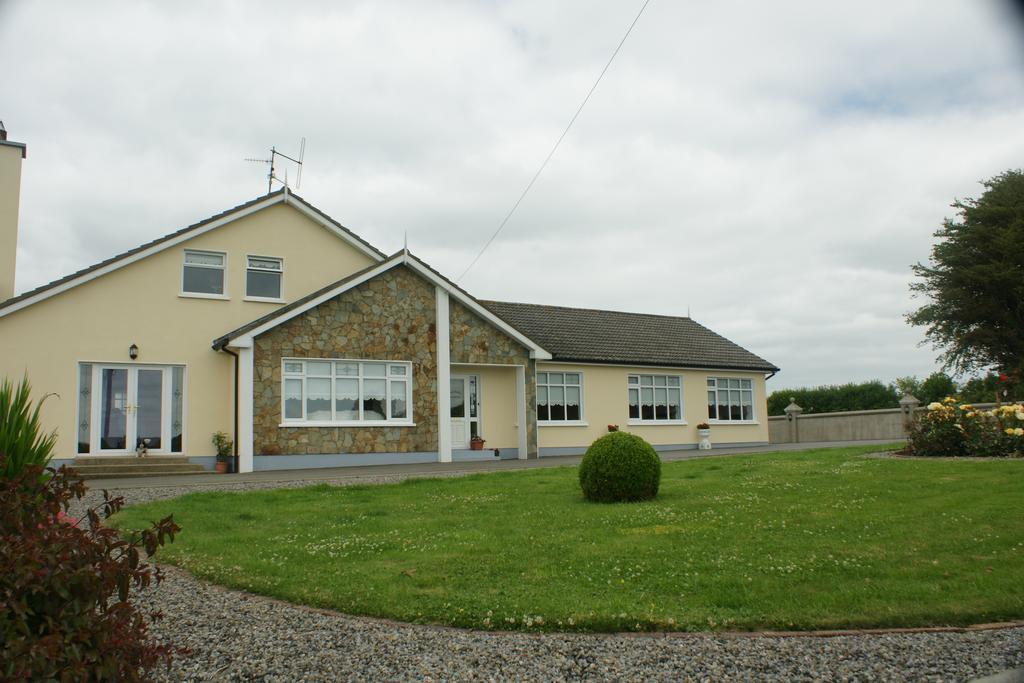 River Valley Farmhouse Wellingtonbridge Exterior photo